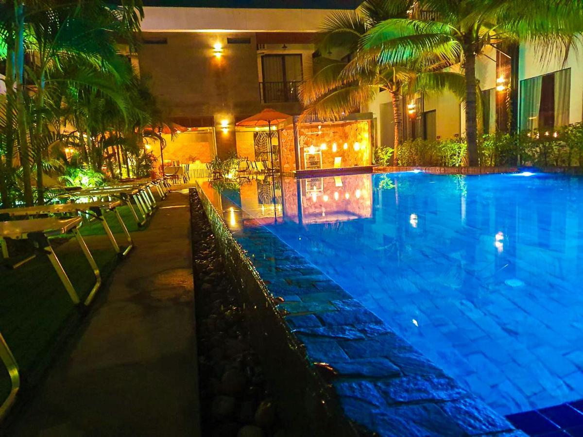 Central Corner Suite Siem Reap Eksteriør billede