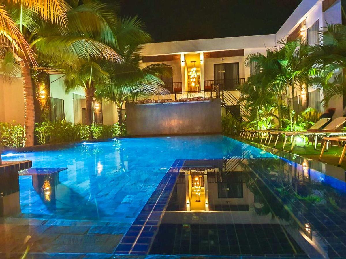 Central Corner Suite Siem Reap Eksteriør billede